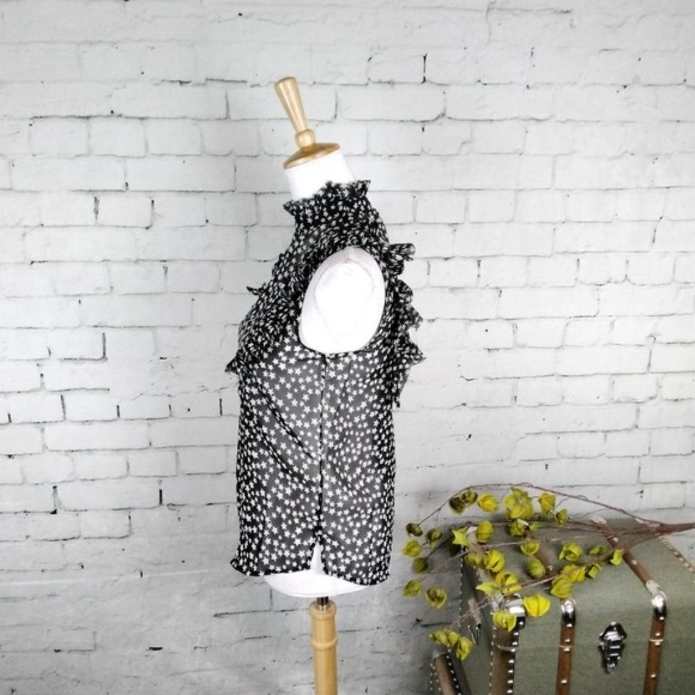 Elan Star Print Ruffled Sleeveless High Collar Top In Black Size Small - Picture 2 of 7